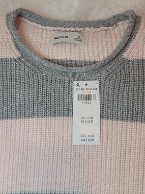 NWT Hollister Pink and Gray Striped Cropped Knitted Crewneck Sweater. XS